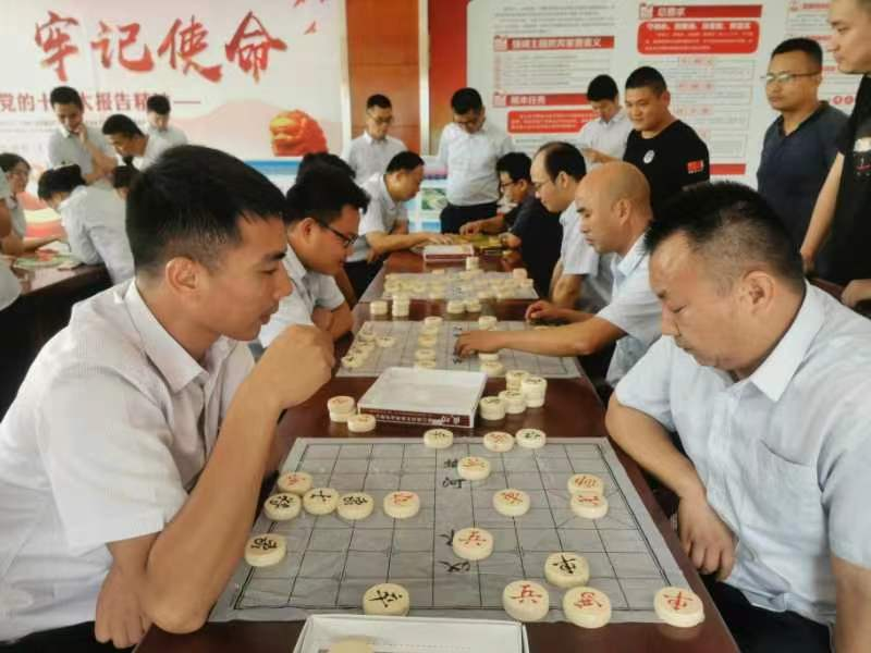 九江二橋工會(huì)舉辦“安源紅 江投美”職工象棋、跳棋競(jìng)賽